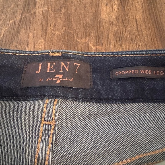 Seven for All Mankind JEN 7 Blue Denim Cropped Wide Leg Jeans! Size 8 - Picture 7 of 13